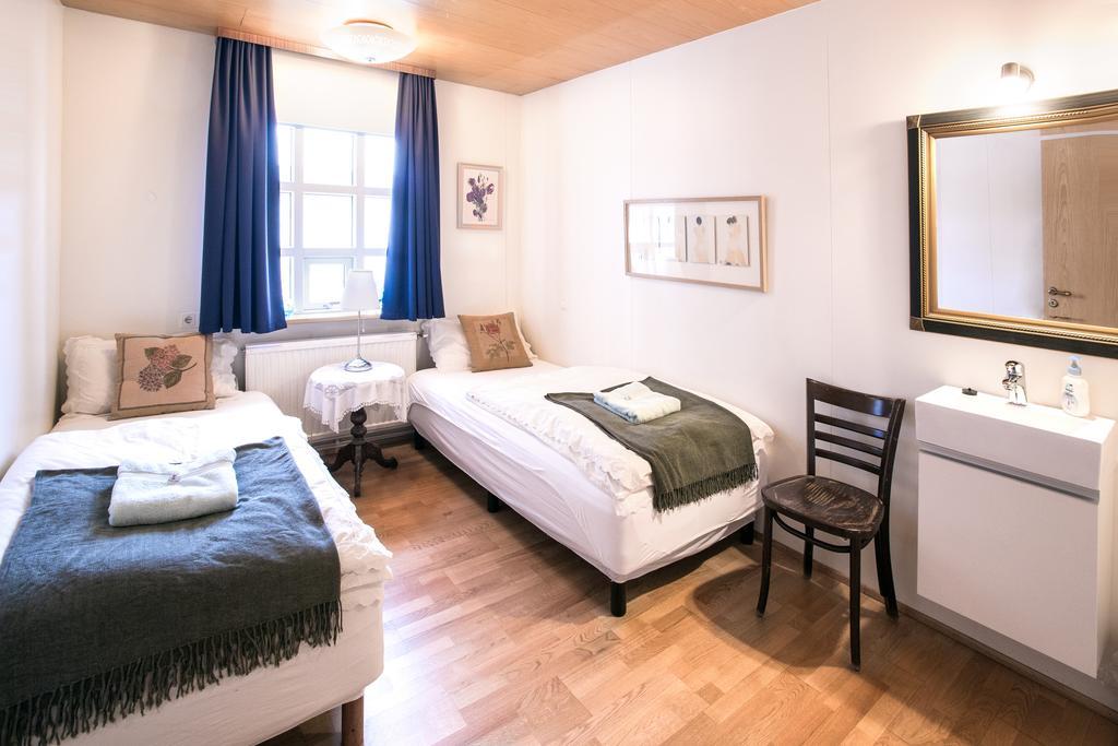 Guesthouse Флудир Стая снимка